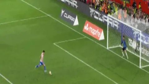 詹姆斯40分制胜，客场击败开拓者